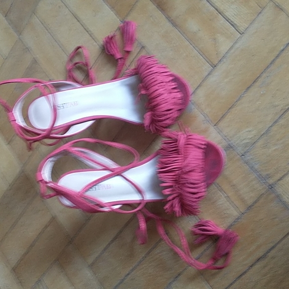 Red faux suede lace up heels with fringe. - Picture 2 of 4